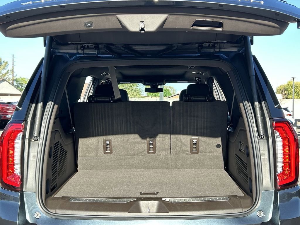 Used 2021 GMC Yukon XL Denali image 27