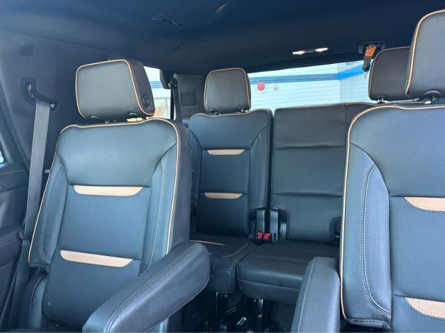 Used 2023 GMC Yukon AT4 w/ AT4 Premium Package image 26
