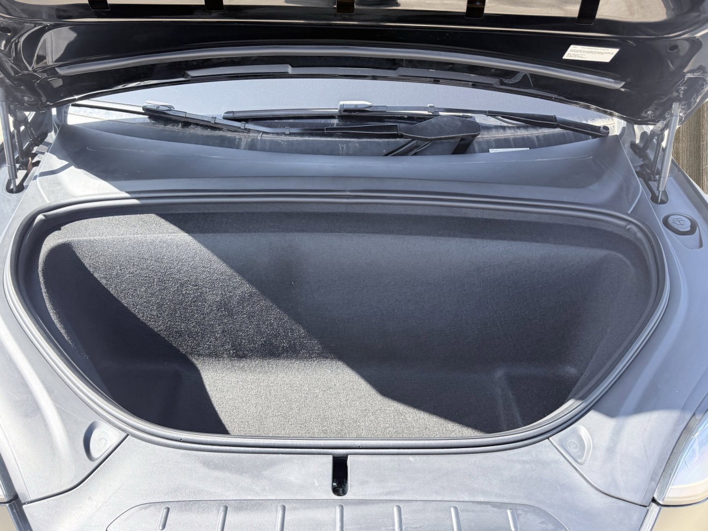 Used 2022 Tesla Model X image 22