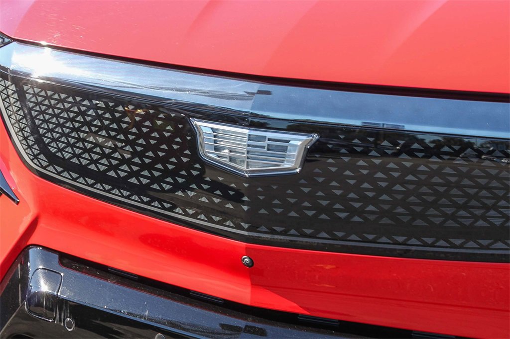 Used 2025 Cadillac Optiq Sport 2 w/ LPO, Floor Liner Package image 6