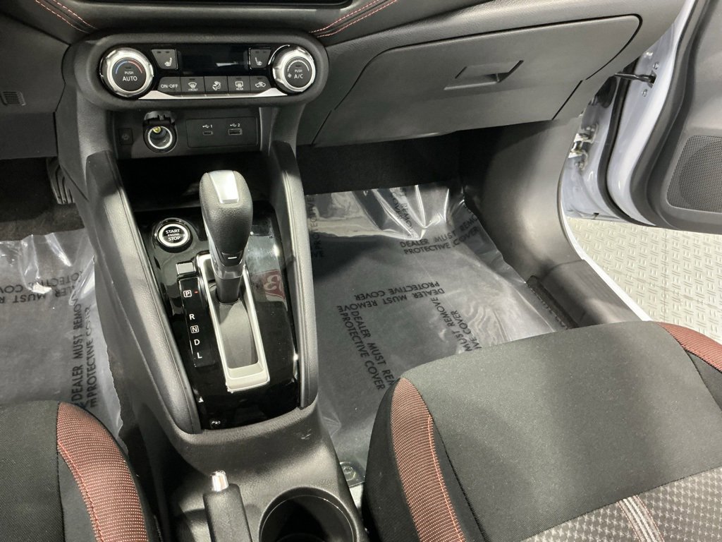 Used 2023 Nissan Versa SR w/ Trunk Package image 15