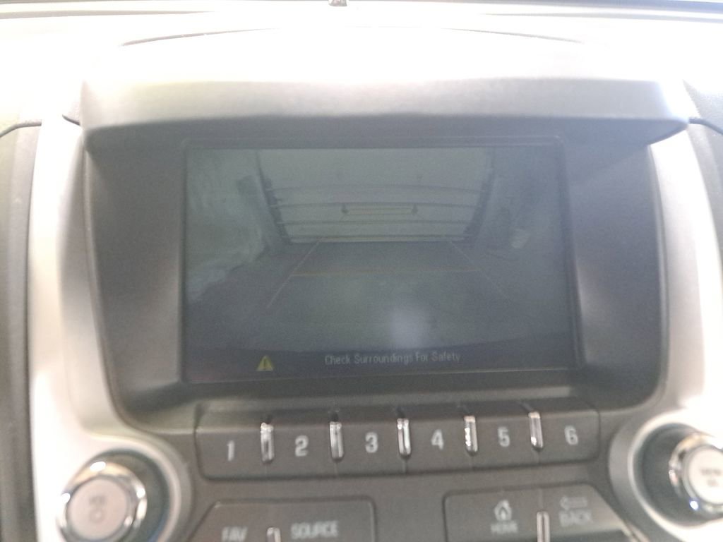 Used 2017 Chevrolet Equinox LS image 21