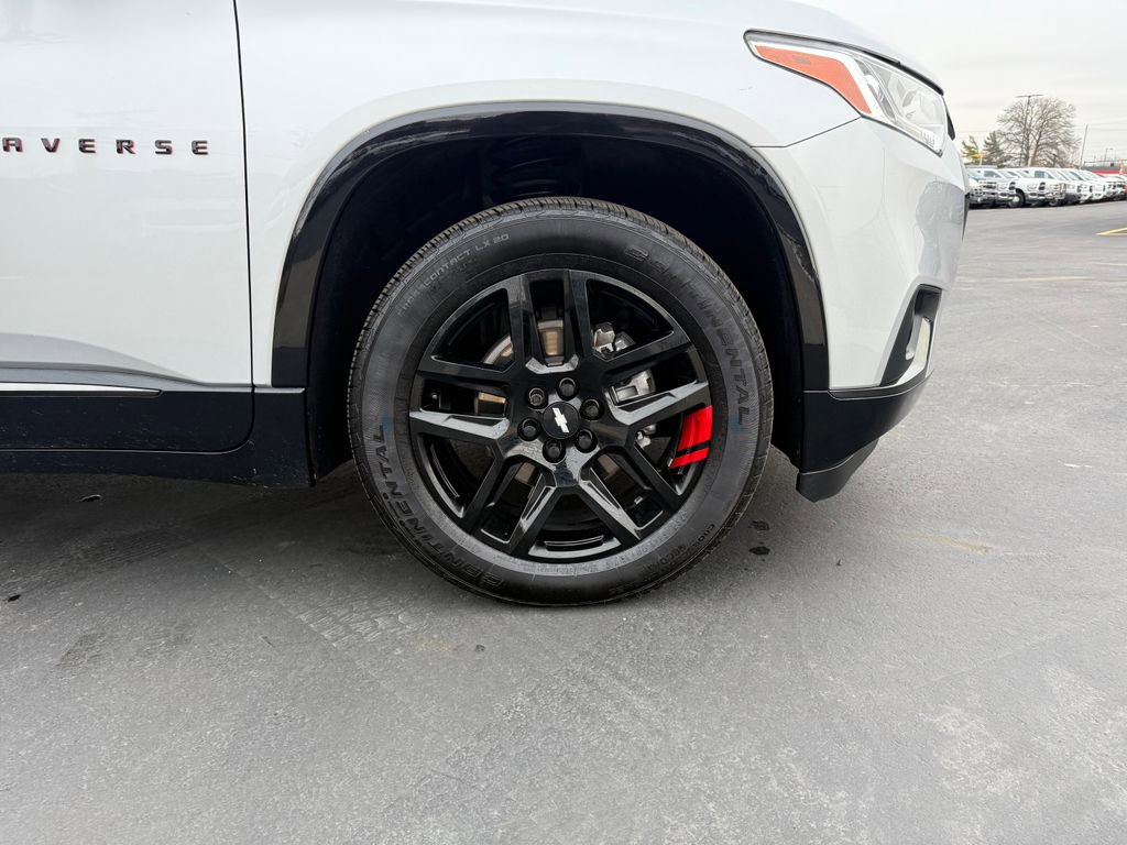 Used 2021 Chevrolet Traverse Premier w/ Redline Edition image 10