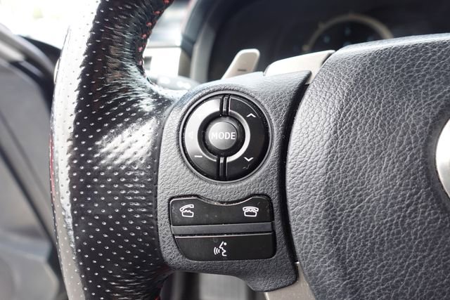 Used 2016 Lexus IS 200t w/ F Sport Package RWD image 14