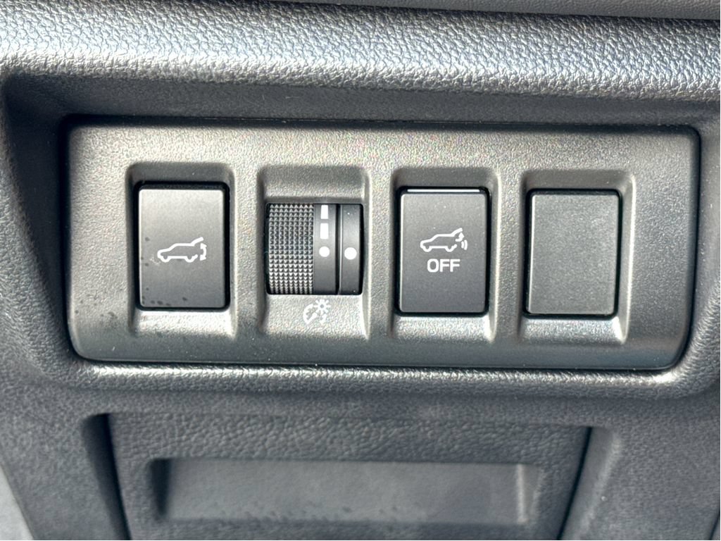 Used 2023 Subaru Outback Limited XT AWD/4WD image 12