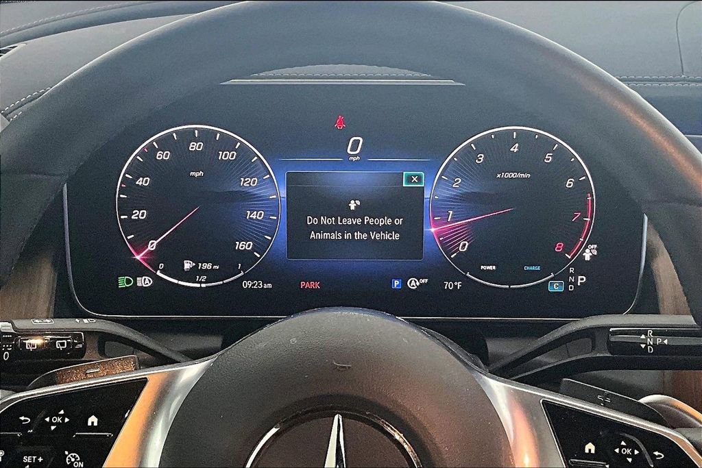 Used 2024 Mercedes-Benz GLC 300 image 28