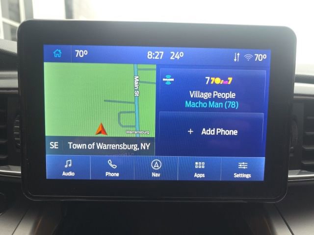 Used 2022 Ford Explorer XLT w/ Equipment Group 202A image 18