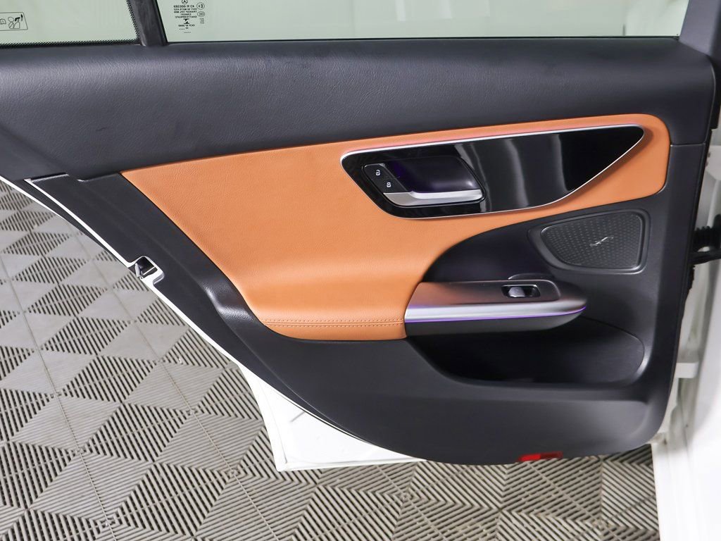 Used 2023 Mercedes-Benz C 300 4MATIC Sedan w/ Exclusive Trim Package image 27