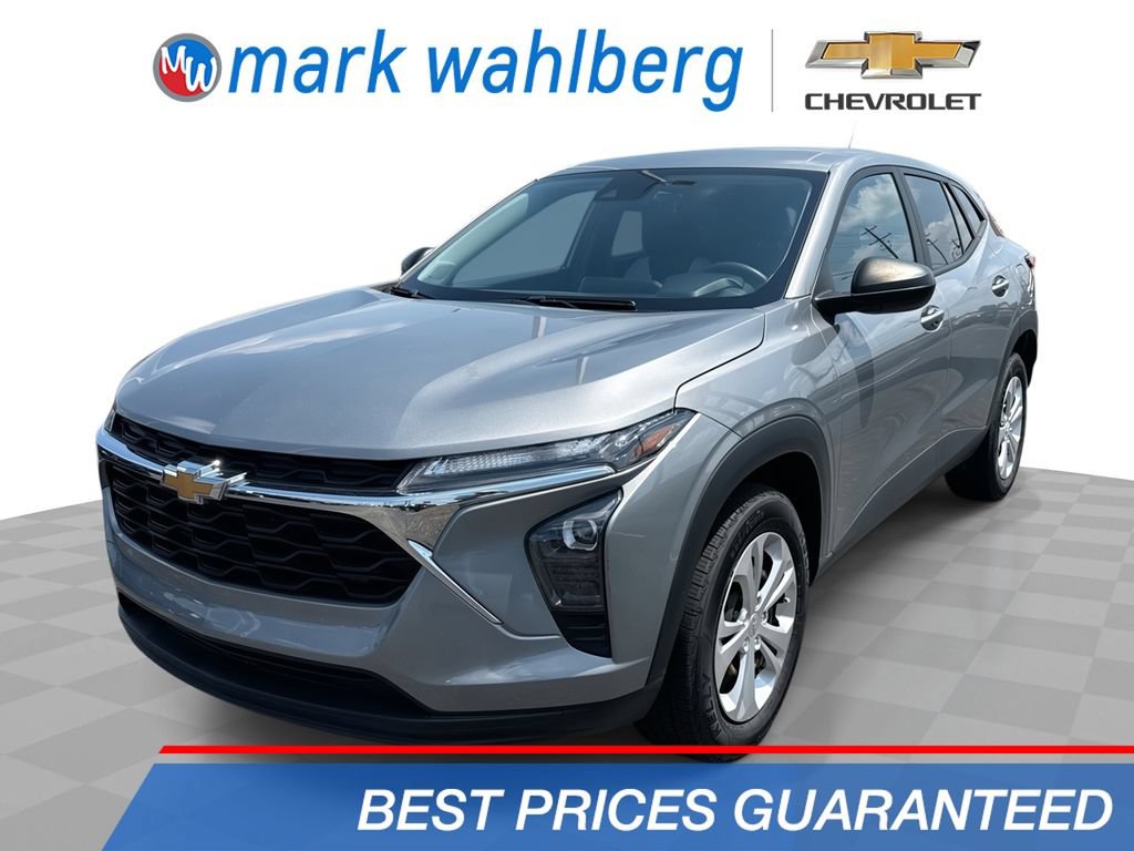 Used 2024 Chevrolet Trax LS w/ Driver Confidence Package FWD video 1