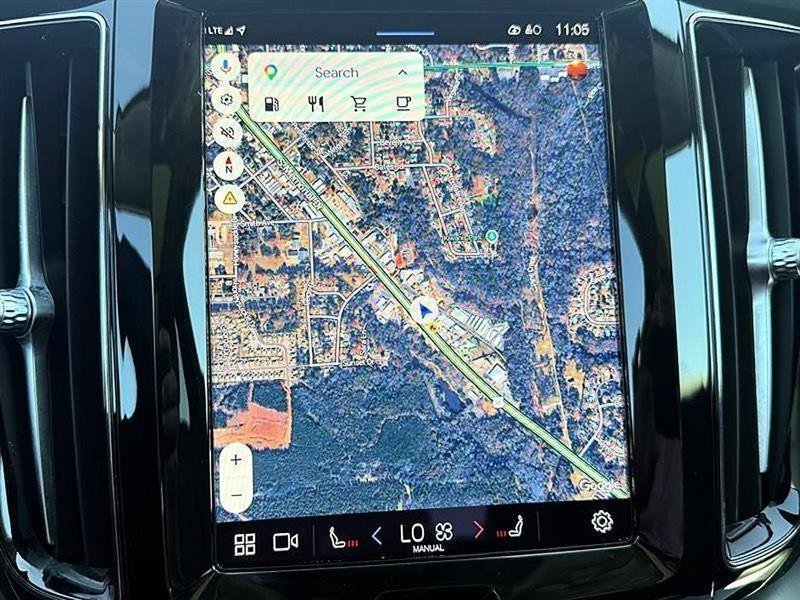 Used 2024 Volvo XC60 B5 Core w/ Protection Package Premier image 39