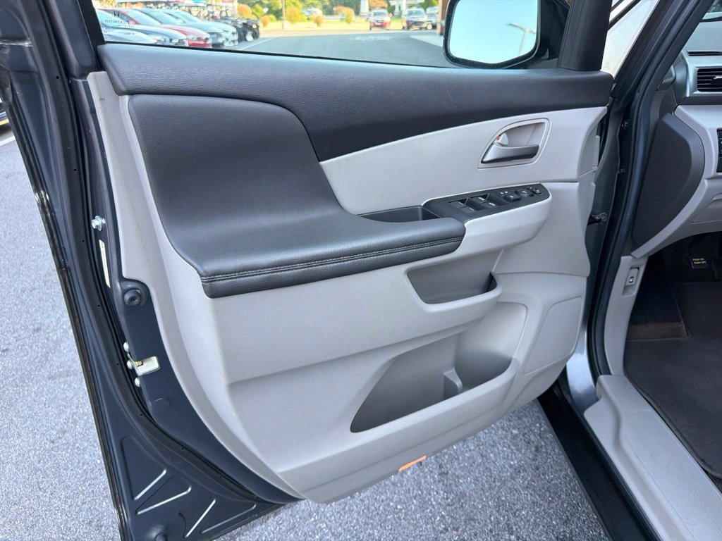Used 2013 Honda Odyssey EX-L image 10