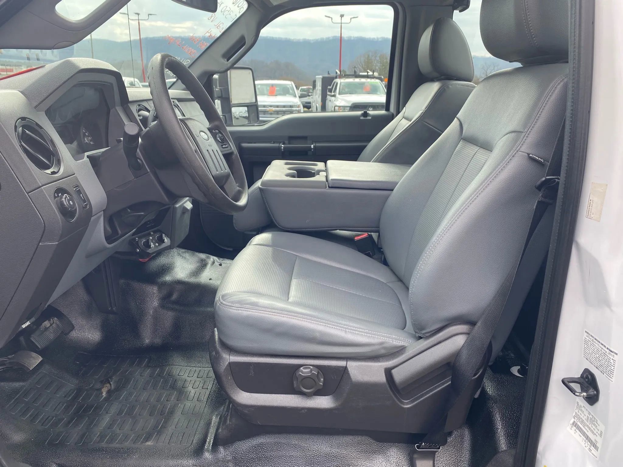 Used 2016 Ford F350 XL image 9