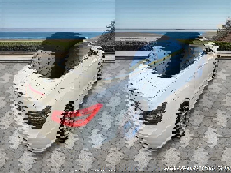 Used 2011 Mercedes-Benz E 550 Cabriolet image 19