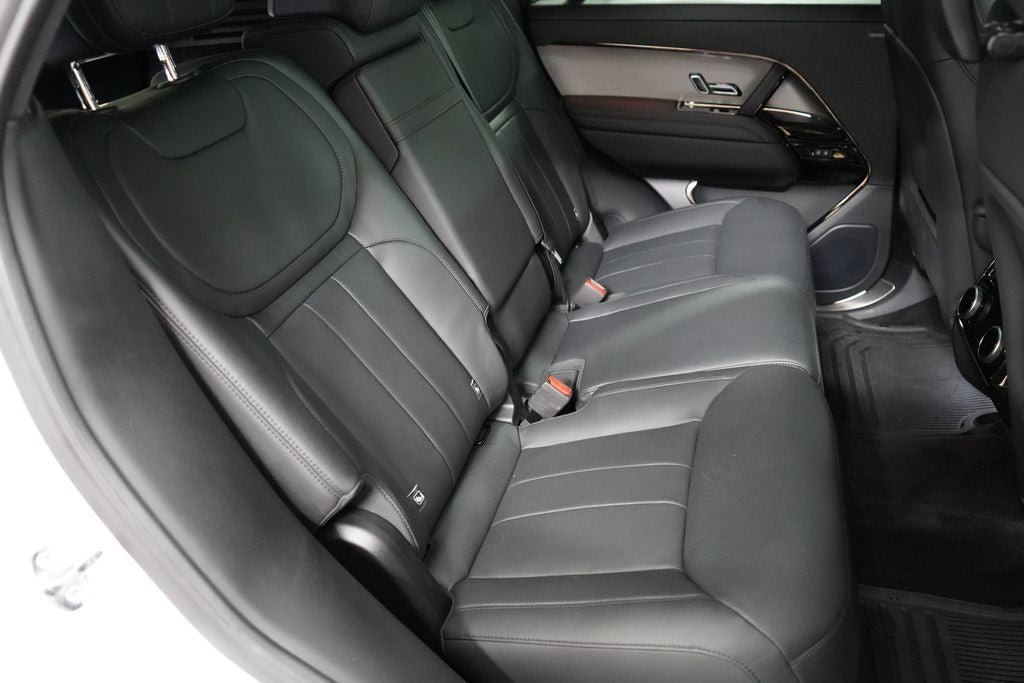Used 2025 Land Rover Range Rover Sport Dynamic SE AWD/4WD image 22