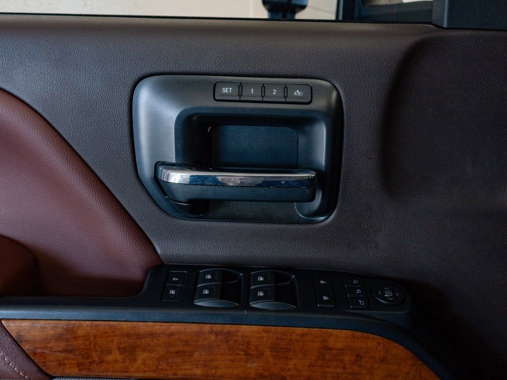 Used 2018 Chevrolet Silverado 2500 High Country w/ Duramax Plus Package AWD/4WD image 13