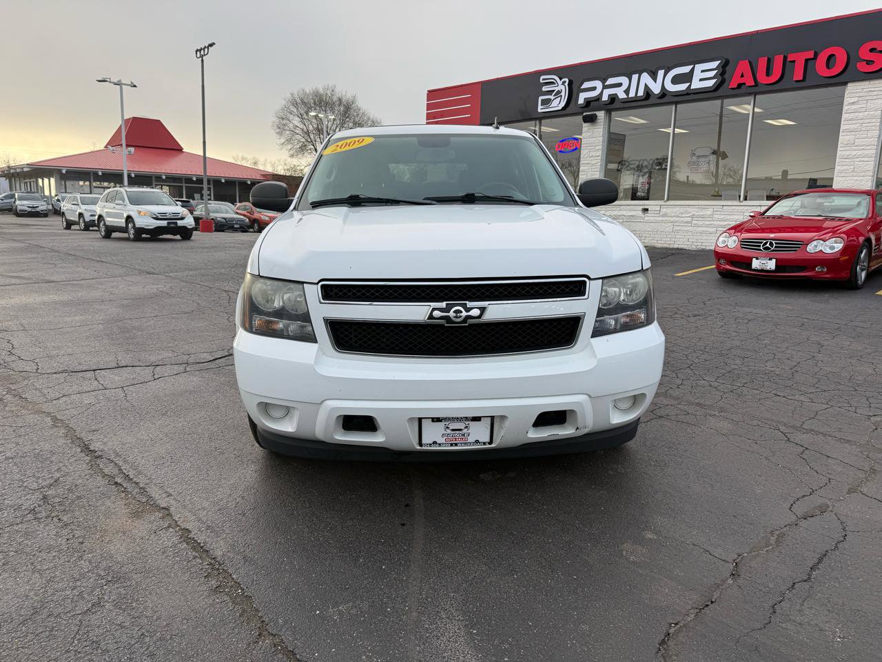 Used 2009 Chevrolet Tahoe LS RWD image 2