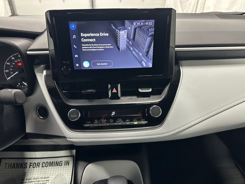 Used 2025 Toyota Corolla SE image 25
