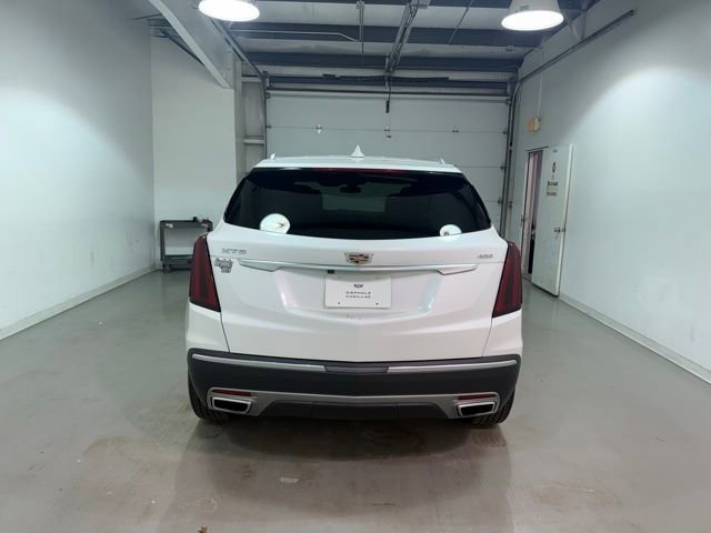 Used 2025 Cadillac XT5 Premium Luxury image 5