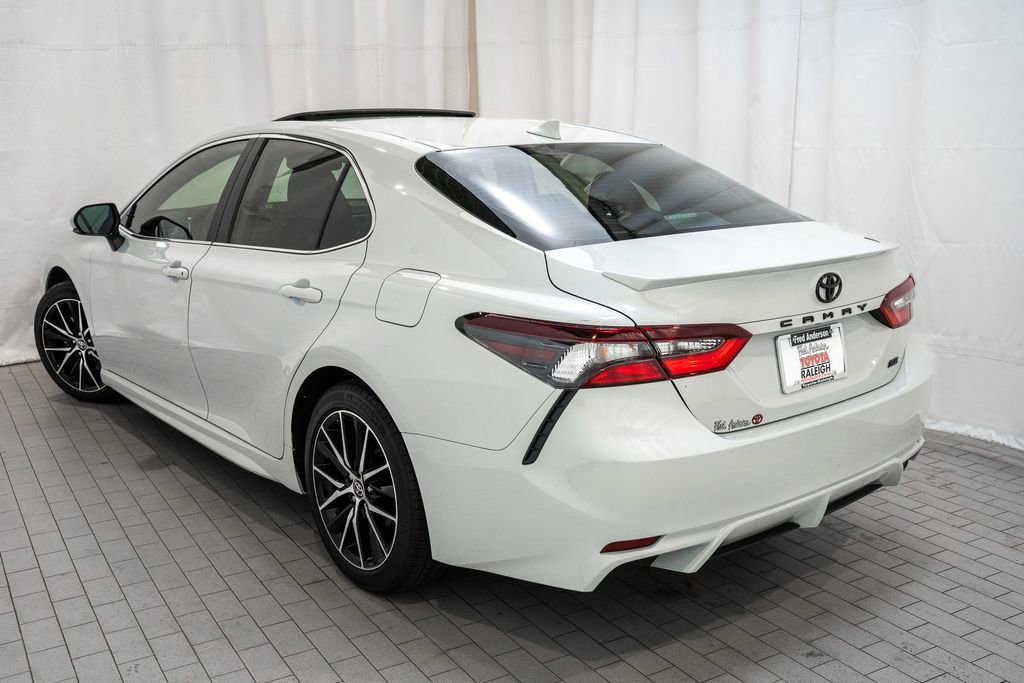 Certified 2024 Toyota Camry SE image 4