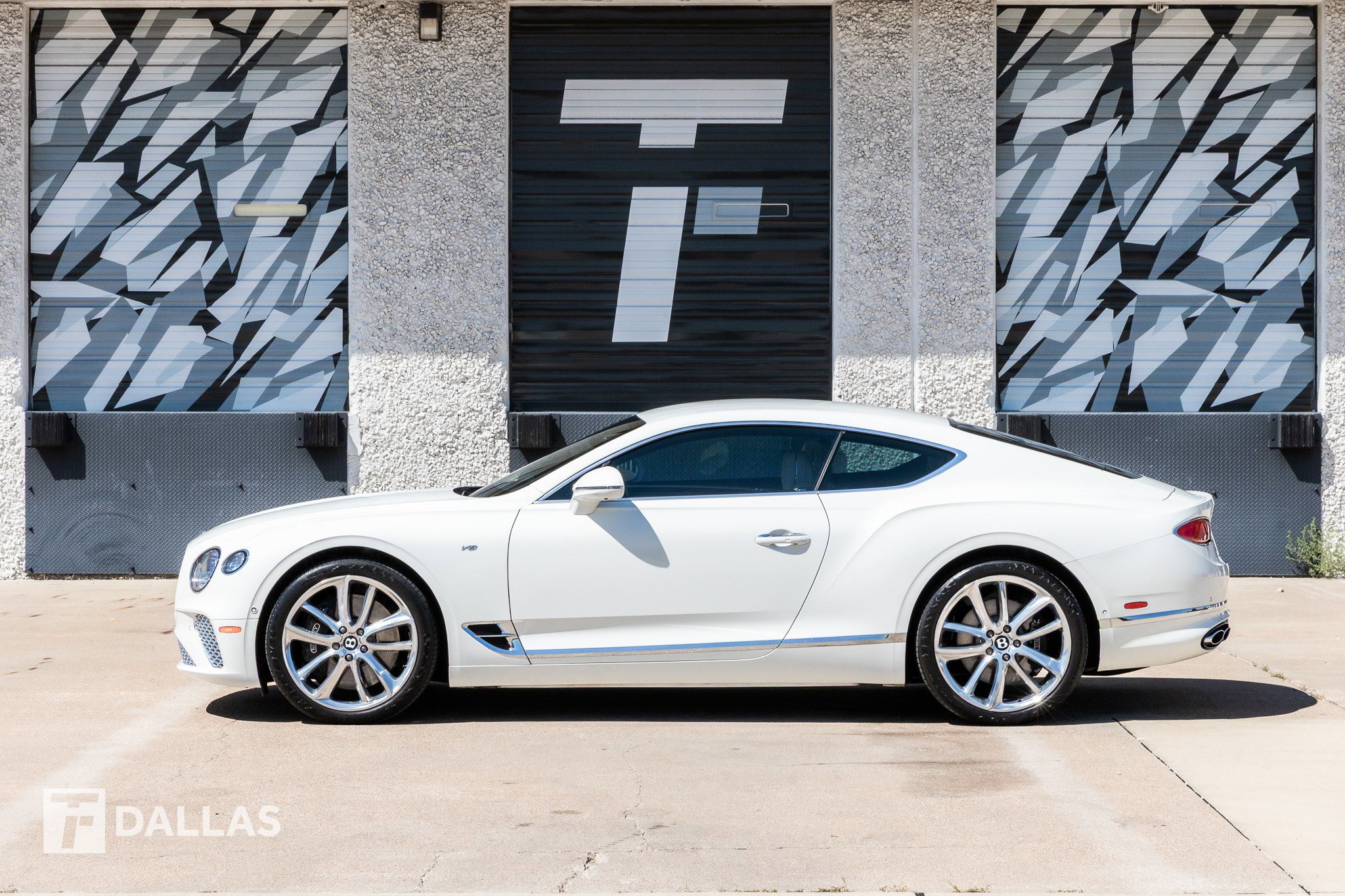 Used 2022 Bentley Continental GT image 7
