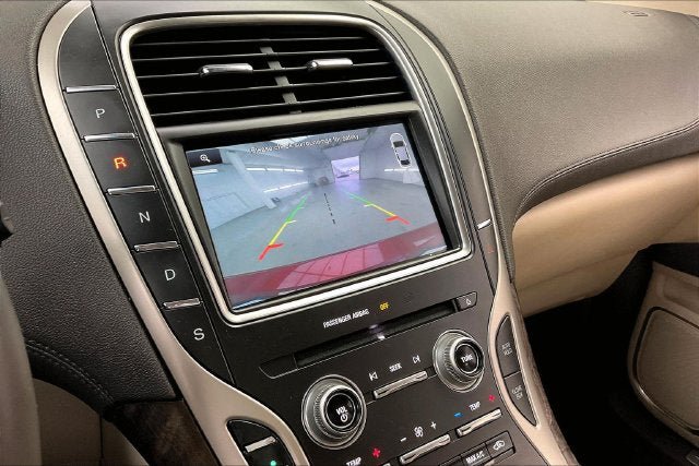 Used 2016 Lincoln MKX Select w/ Select Plus Package AWD/4WD image 27