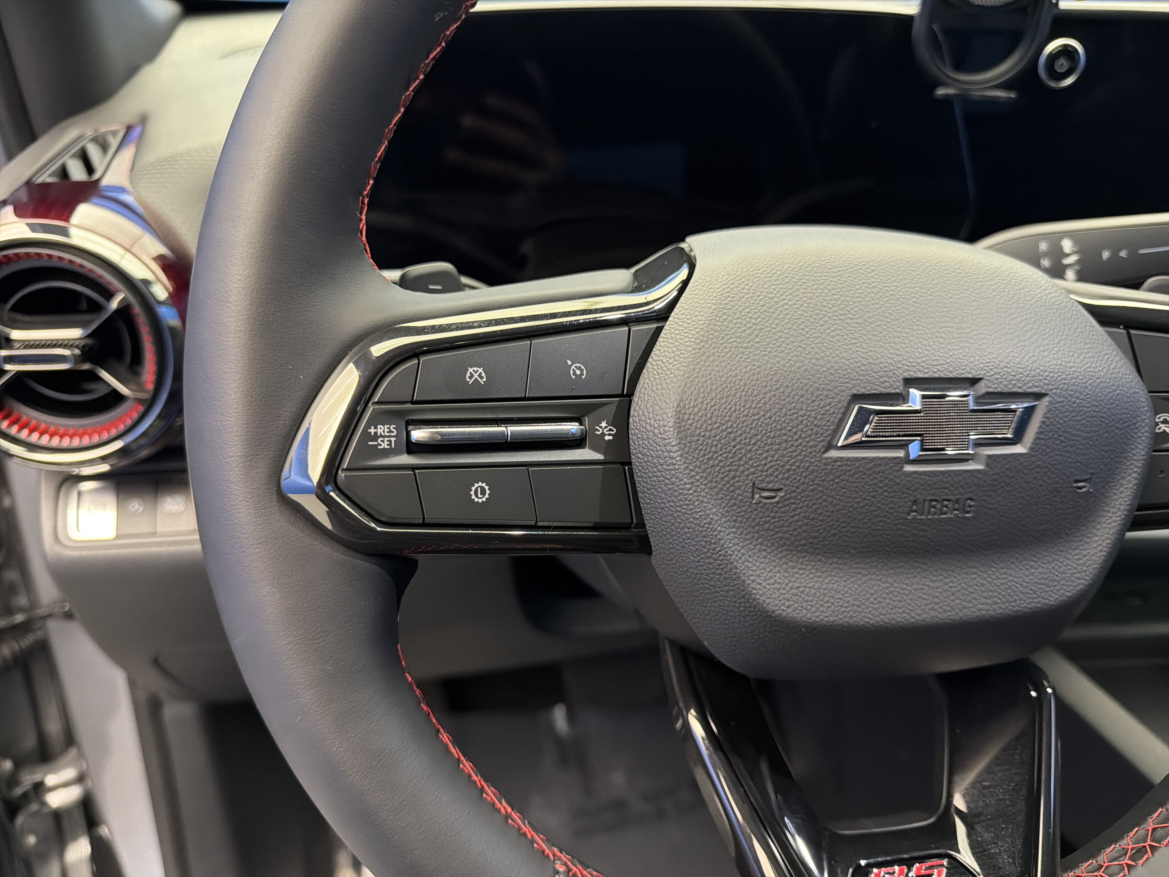 Used 2026 Chevrolet Equinox RS w/ LPO, Floor Liner Package image 15