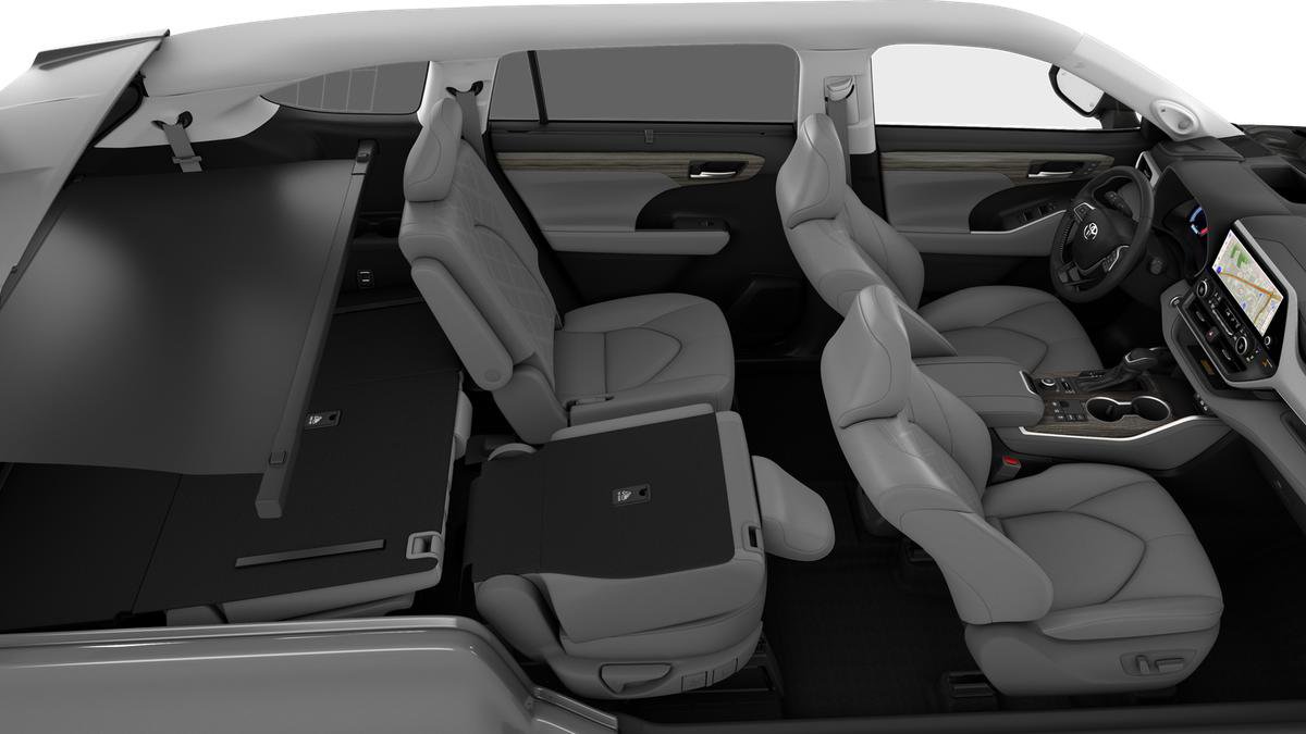 New 2026 Toyota Highlander Platinum image 22