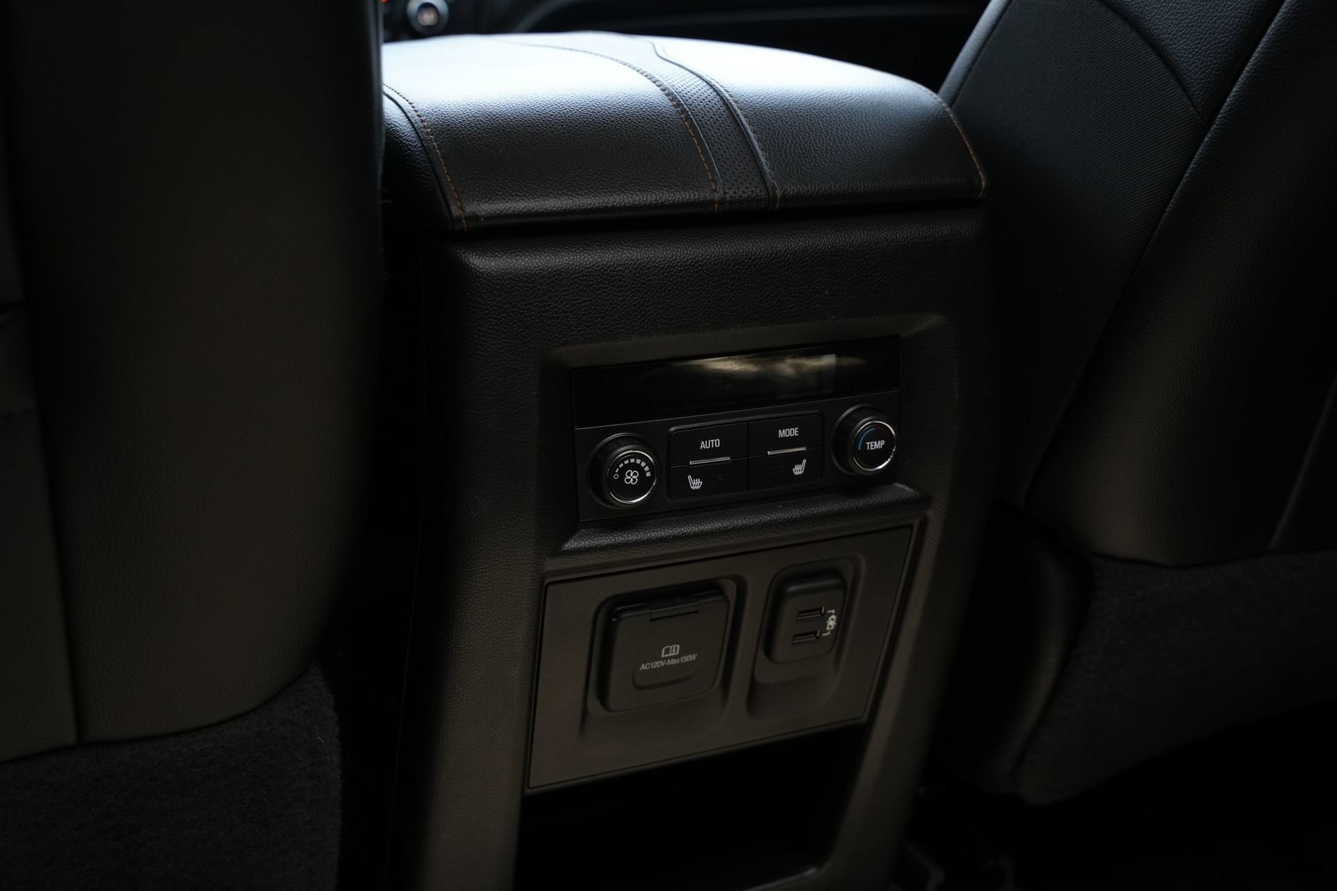 Used 2019 Chevrolet Traverse Premier w/ Redline Edition FWD image 15