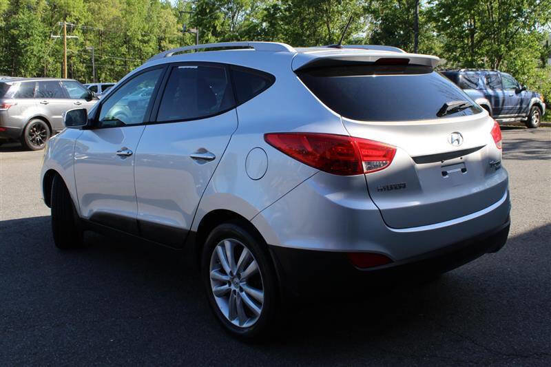 Used 2012 Hyundai Tucson Limited FWD image 3