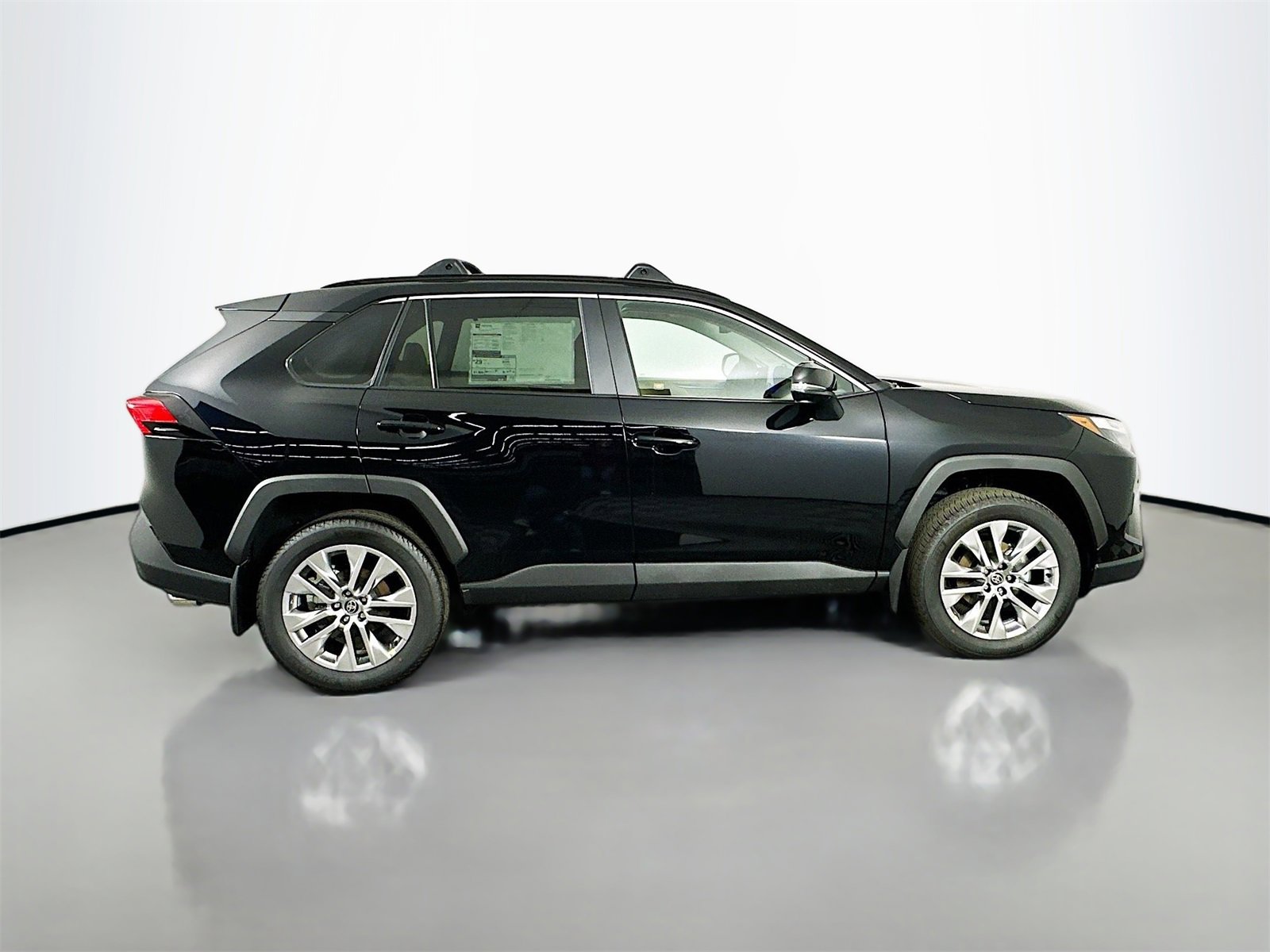 New 2025 Toyota RAV4 XLE Premium image 8
