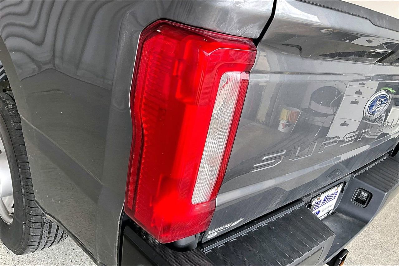 Used 2025 Ford F250 XL RWD image 13