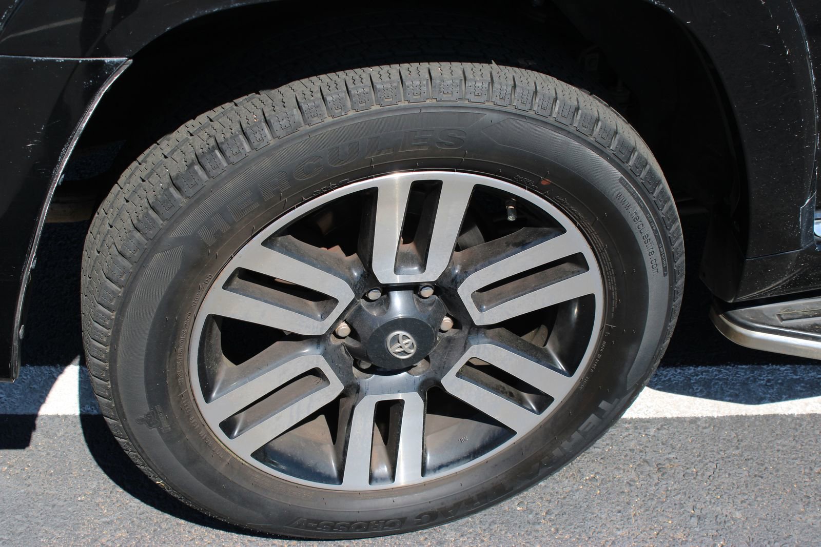 Used 2015 Toyota 4Runner Limited image 30