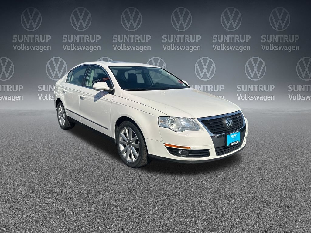 Used 2010 Volkswagen Passat Komfort FWD image 9