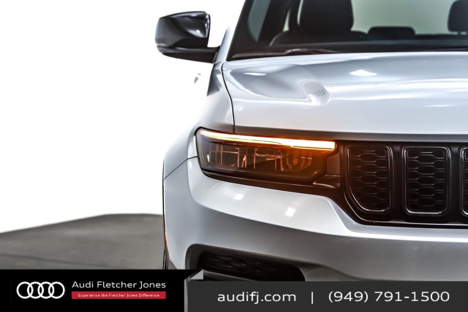 Used 2022 Jeep Grand Cherokee Altitude image 14