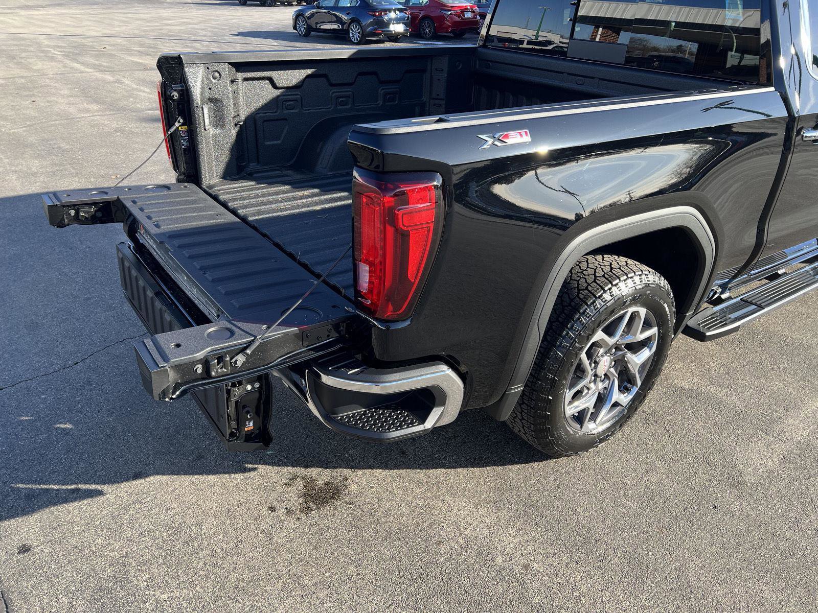 New 2026 GMC Sierra 1500 SLT w/ SLT Premium Plus Package image 51