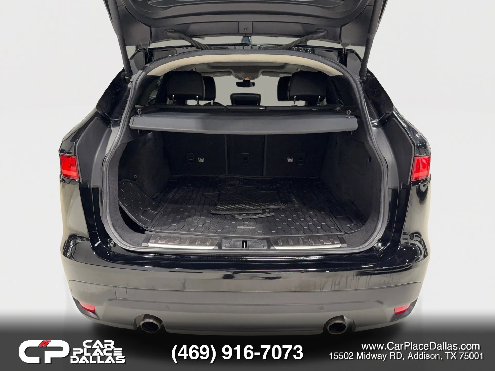 Used 2020 Jaguar F-PACE Prestige image 21