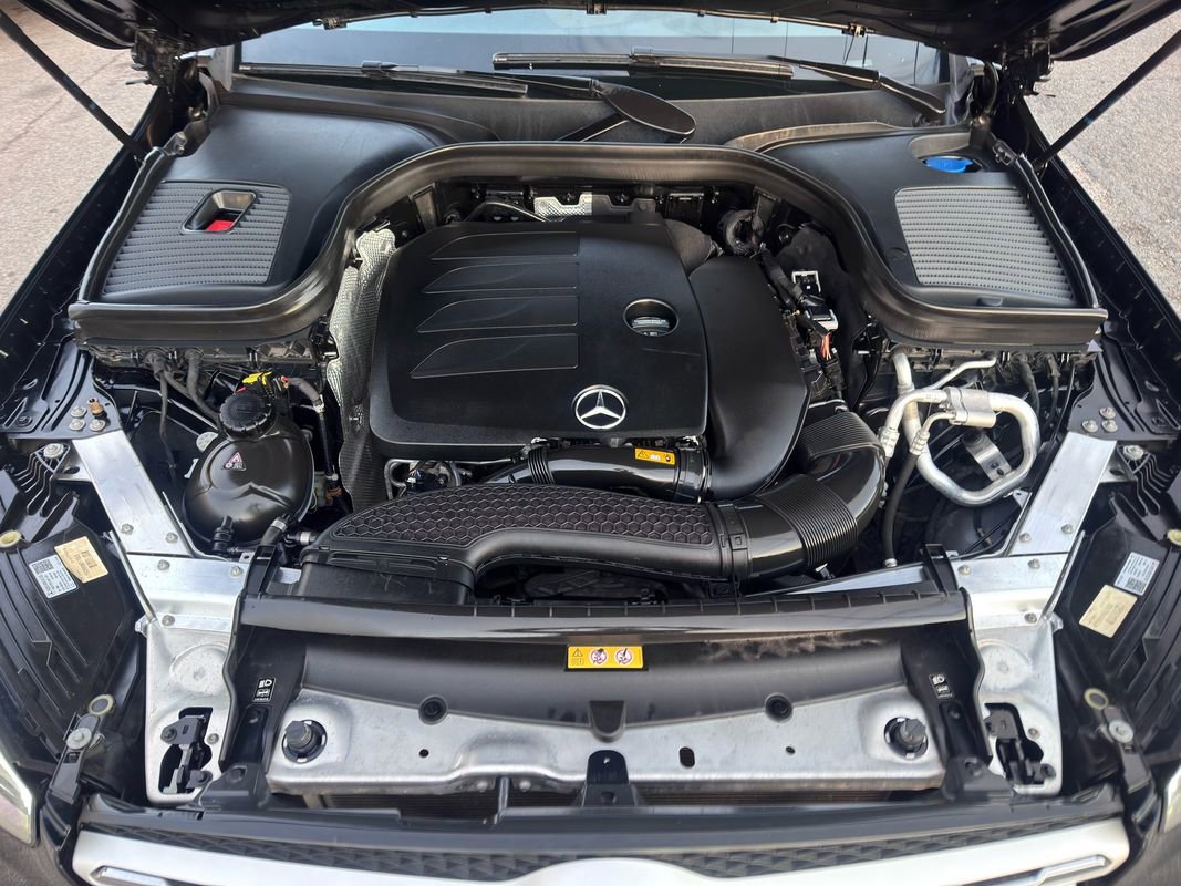 Used 2020 Mercedes-Benz GLC 300 4MATIC w/ Exterior Lighting Package image 43