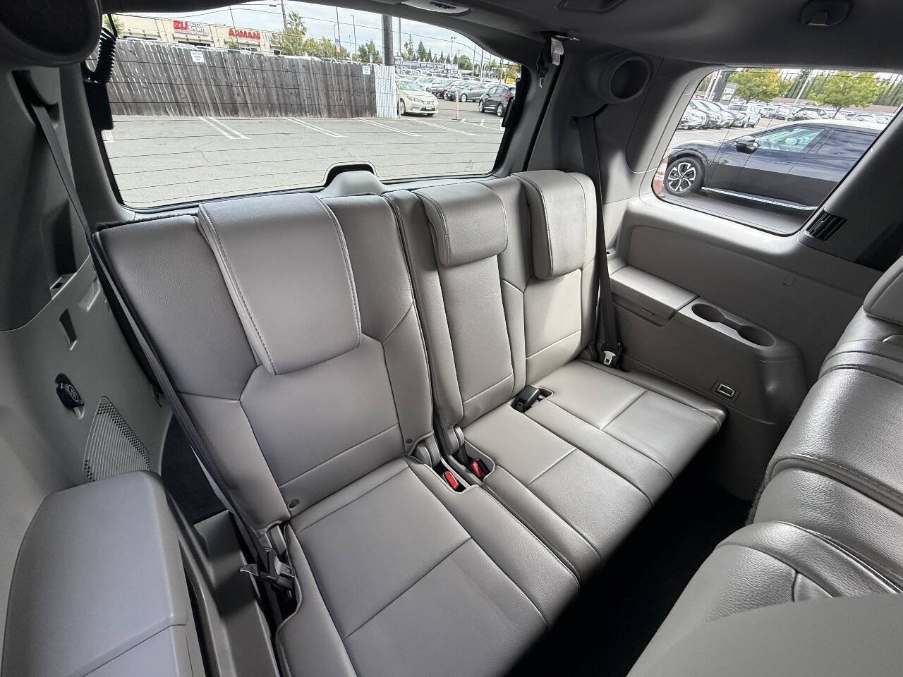 Used 2015 Honda Pilot Touring image 22