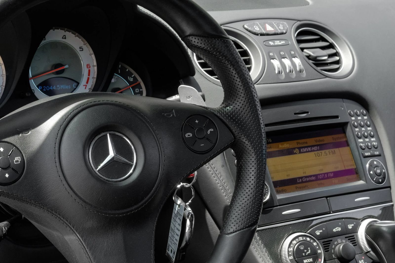 Used 2011 Mercedes-Benz SL 65 AMG image 18