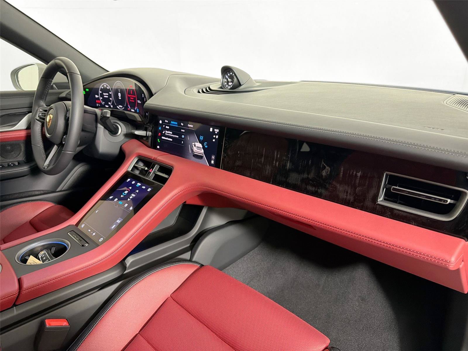 Certified 2026 Porsche Taycan RWD image 29