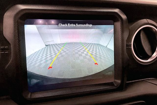 Used 2021 Jeep Wrangler Unlimited Sahara w/ Cold Weather Group image 26