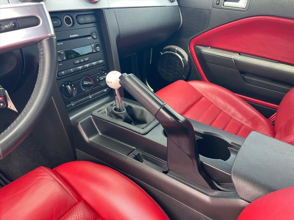 Used 2005 Ford Mustang GT Premium RWD image 16