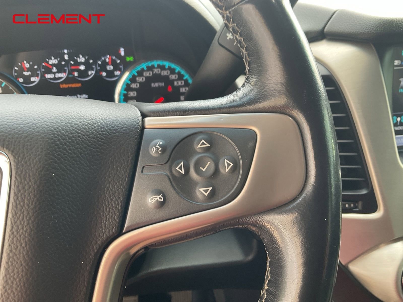 Used 2020 GMC Yukon XL Denali image 10