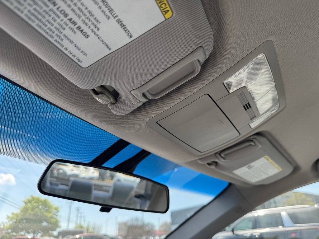 Used 2012 Toyota Camry LE image 23