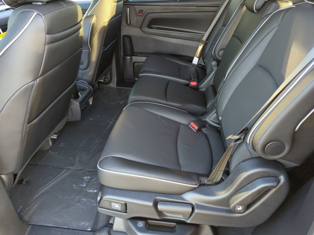New 2026 Honda Odyssey Touring image 14