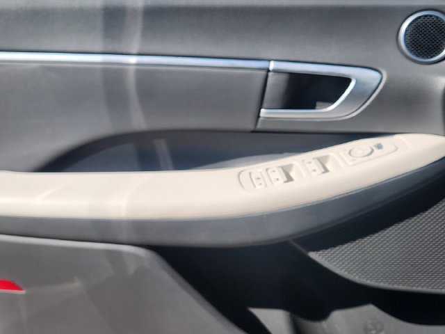 Used 2025 Hyundai Sonata SEL FWD image 24