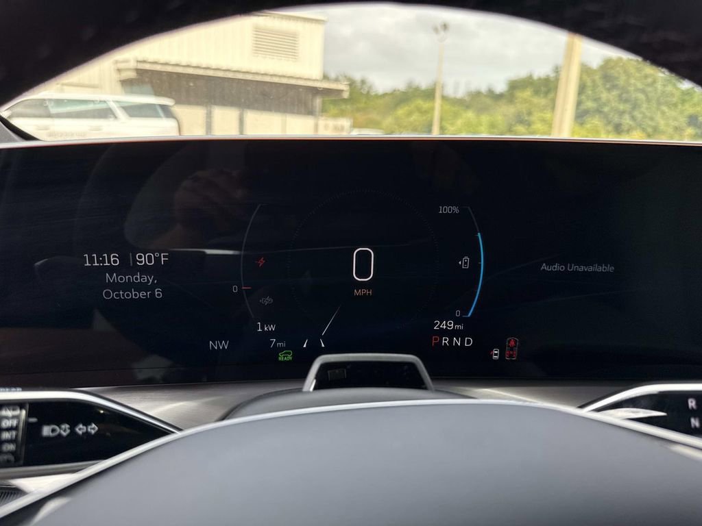 New 2026 Cadillac Vistiq Sport image 28