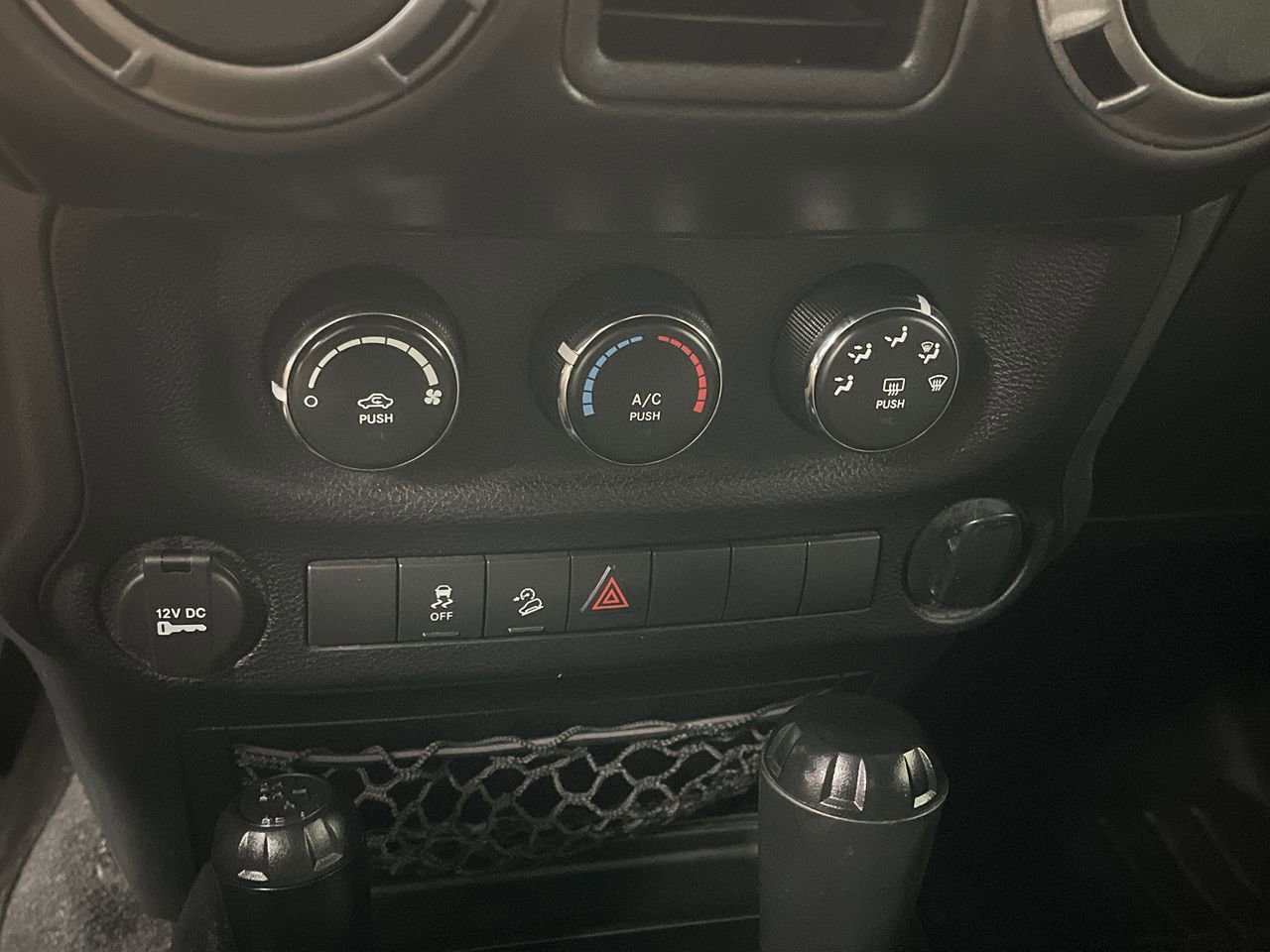 Used 2016 Jeep Wrangler Unlimited Sport AWD/4WD image 14