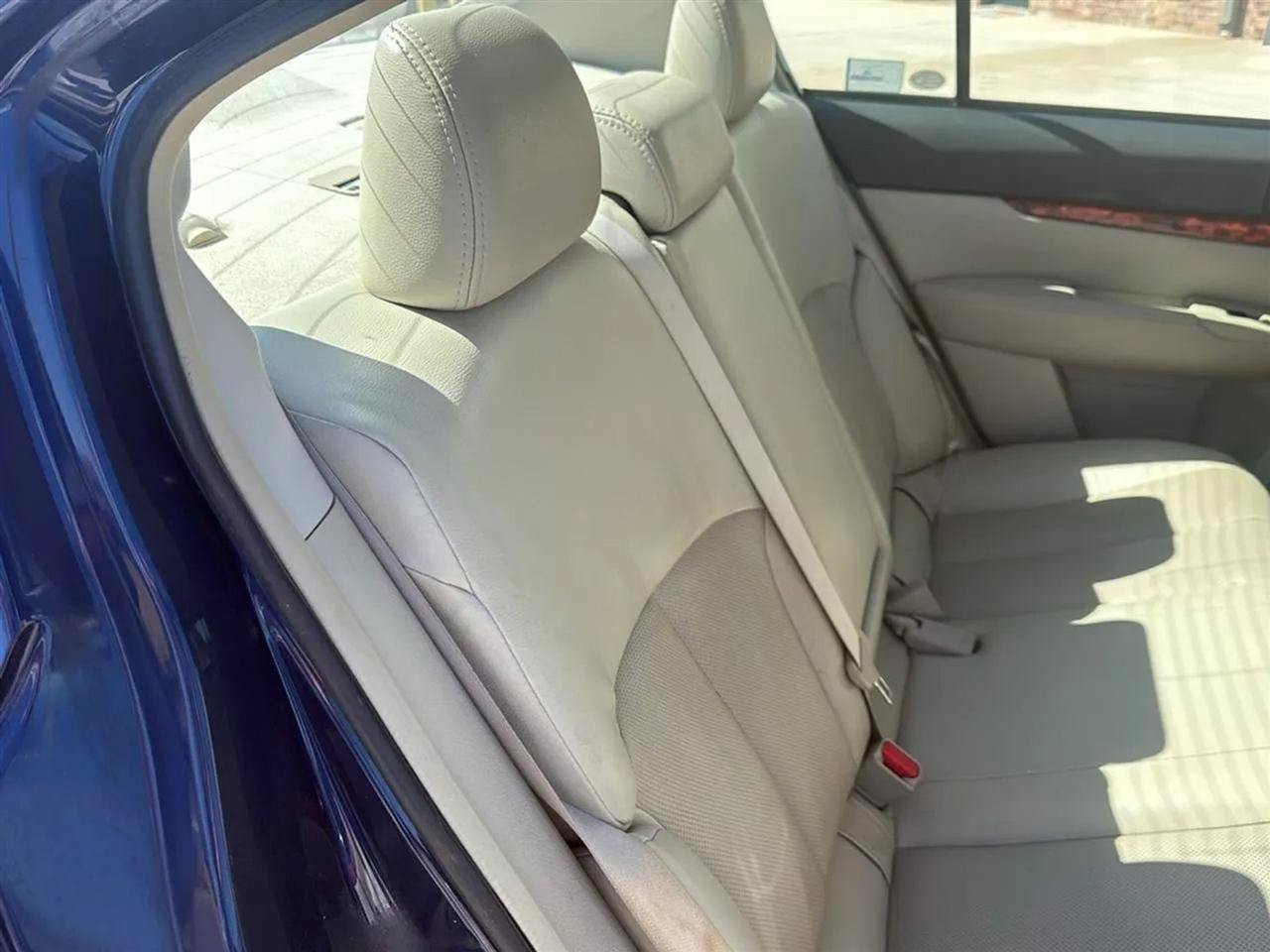 Used 2011 Subaru Legacy 2.5i Limited AWD/4WD image 46
