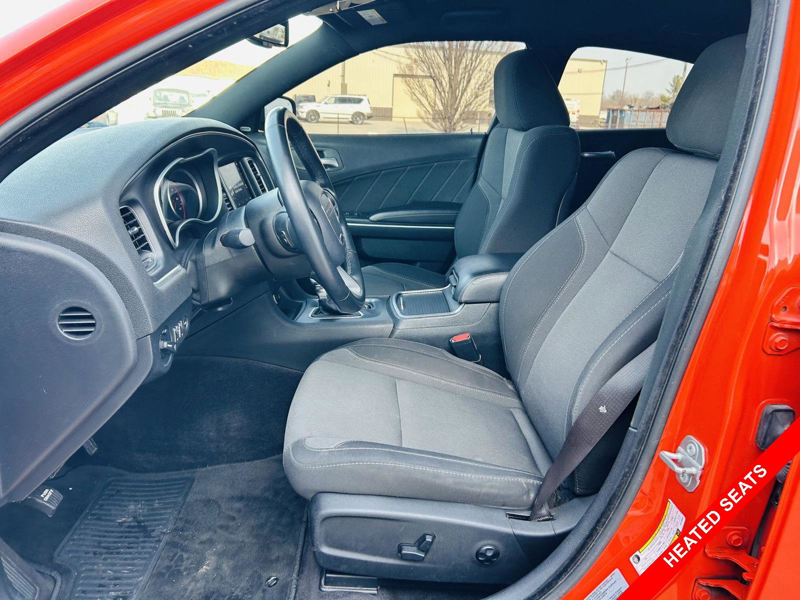 Used 2018 Dodge Charger SXT Plus image 3